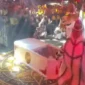 Simbang Kulon Night Carnival Pekalongan viral karena adegan mencekam dan penyembelihan kambing. (Posnews/Instagram)
