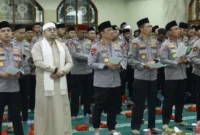Wakapolri Komjen Dedi Prasetyo menghadiri Maulid Nabi Muhammad SAW 1448 H di Masjid Al-Ikhlas Mabes Polri. (Posnews/Humas Polri)
