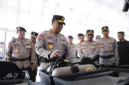 Wakapolri Komjen Dedi Prasetyo saat memimpin apel kesiapan menghadapi konflik sosial. (Posnews/Humas Polri)

