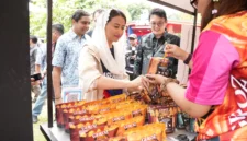Wamendag Dyah Roro Esti Widya Putri membuka TikTok FoodFest 2026 di Hutan Kota GBK Jakarta. (Posnews/Kemendag)
