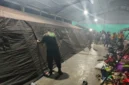 Warga Kuta Tengah mengungsi setelah aktivitas Gunung Sinabung meningkat dan statusnya naik menjadi Level III Siaga. (Posnews/BPBD)
