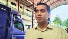 AKBP Roby Heri Saputra dijatuhi sanksi etik dan patsus 7 hari. Kuasa hukum pengadu keberatan karena hukuman lebih ringan dari tuntutan.
