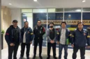 Bareskrim menangkap tersangka penyelundupan ponsel bekas di Bandara Soekarno-Hatta. (Posnews/Ist)
