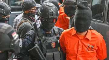 Ilustrasi, Densus 88 Antiteror Polri menangkap 11 tersangka dugaan tindak pidana terorisme di enam provinsi. Posnews/Ist)
