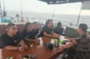Empat ABK KM Maulana 23 korban dugaan penganiayaan tiba di Polres Pelabuhan Tanjung Priok dan disambut keluarga pada 8 Oktober 2026. (Humas Kementerian Kelautan dan Perikanan)