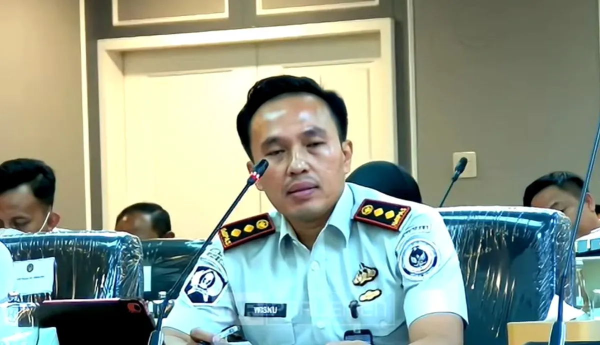 Kalapas Cibinong Wisnu Hani Putranto diberhentikan sebagai ASN buntut temuan fasilitas mewah di Lapas Cibinong. (Posnews/Ist)
