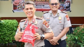 Kapolda Bengkulu Irjen Pol. Yudhi Sulistianto Wahid bersama Kabid Humas Polda Bengkulu Kombes Pol. Imam Wijayanto. (Posnews/Humas Polda Bengkulu)
