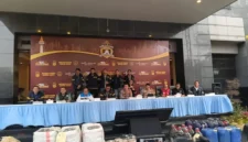 Kapolda Metro Jaya memaparkan pengungkapan lima kasus dugaan kejahatan sumber daya alam dan penyalahgunaan barang bersubsidi.
