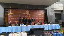 Kapolda Metro Jaya memaparkan pengungkapan lima kasus dugaan kejahatan sumber daya alam dan penyalahgunaan barang bersubsidi.