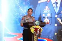 Kapolri Jenderal Polisi Suyudi Ario Seto menyampaikan arahan Commander Wish agar anggota Polri memahami kebutuhan masyarakat dan memberikan pelayanan nyata. (Posnews/Humas Polri)
