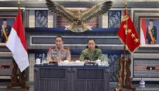 Kapolri Jenderal Suyudi Ario Seto bertemu Panglima TNI Jenderal Agus Subiyanto di Mabes TNI, Cilangkap, Jakarta Timur, 19 Oktober 2026. (Posnews/Humas Polri)