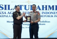 Kapolri Jenderal Suyudi Ario Seto menyampaikan perkembangan penyidikan kasus kebakaran hutan dan lahan. (Posnews/Humas Polri)