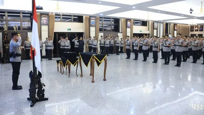 Kapolri Suyudi Ario Seto memimpin sertijab pejabat Polri di Rupatama Mabes Polri. (Posnews/Humas Polri)
