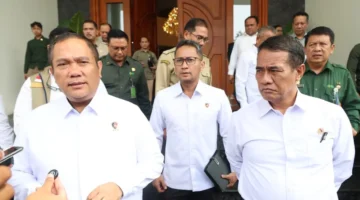 Kepala Bareskrim Polri Komjen Pol. Asep Safrudin bertemu Menteri Pertanian Andi Amran Sulaiman membahas dugaan pelanggaran tata niaga pangan. (Posnews/Ist)