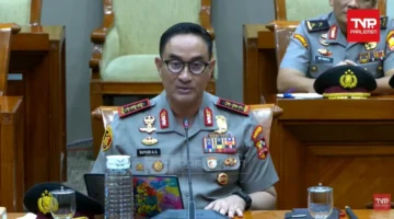 Komjen Suyudi Ario Seto mengikuti uji kelayakan calon Kapolri di Komisi III DPR. (Posnews/Youtube)
