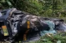 Mobil dinas Strada Triton milik Satgas Yonif 645 ringsek setelah terjun ke jurang di Yalimo, Papua Pegunungan. (Posnews/Ist0
