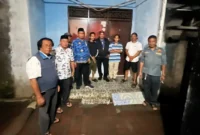 Nenek Bakar Cucu di Depok Gara-Gara Tak Dijemput, Polisi Amankan Pelaku.
