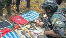 Pasukan gabungan TNI melakukan operasi pengamanan di wilayah Maybrat Papua Barat Daya