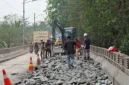 Polsek Cilincing Gerak Cepat Usut Video Viral Pengambilan Besi Sisa Proyek Jembatan Rusu. (Posnews/Humas Polres Metro Jakut)