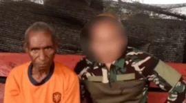 Prajurit Marinir TNI menangkap Zakarias Fatem, yang disebut sebagai Wakil Panglima OPM Kodap IV Sorong Raya, di Maybrat, Papua Barat Daya. (Posnews/Ist)
