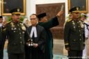 Presiden Prabowo Subianto melantik Jenderal TNI Maruli Simanjuntak dan Jenderal TNI Tandyo Budi Revita di Istana Negara, Jakarta. (Posnews/Youtube)
