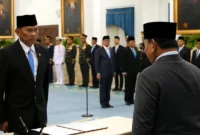  Presiden Prabowo Subianto melantik Kristomei Sianturi sebagai Kepala BNPB di Istana Negara, Jakarta, Kamis (15/10/2026). (Posnews/Youtube)

