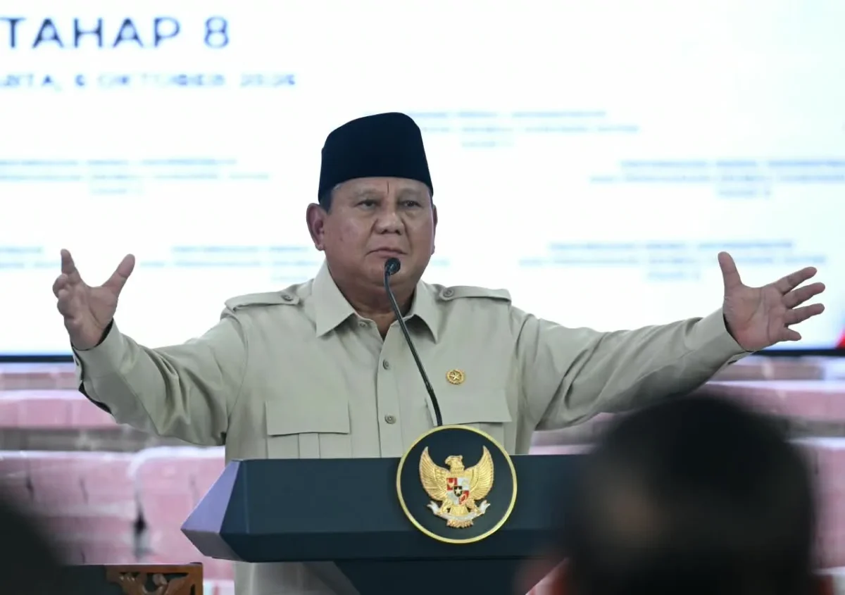 Presiden Prabowo Subianto saat menghadiri penyerahan hasil penertiban kawasan hutan di Kejaksaan Agung Jakarta. (Posnews/Biro Pers Kepresidenan)
