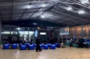 Proses pemindahan 313 warga binaan berisiko tinggi menuju Lapas Nusakambangan. (Posnews/Ditjenpas Imipas)
