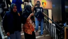 Puskesmas Robatal di Kabupaten Sampang yang menjadi lokasi penggerebekan dan pemeriksaan polisi. 
