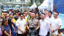Raffi Ahmad dan Willie Salim menghadiri Deklarasi Sumpah Pemuda Mahasiswa Indonesia di Bundaran HI, Jakarta Pusat.