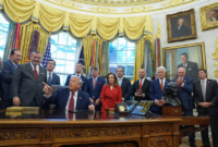Organisasi lingkungan menggugat pemerintahan Donald Trump atas keputusan memangkas standar efisiensi bahan bakar kendaraan CAFE. Dok: Istimewa.