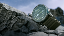Garmin meluncurkan Enduro 4 dengan layar Power Sapphire, pengisian tenaga surya, baterai tanpa batas, dan siap hadir di Indonesia. Dok: Istimewa.