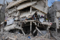 Setahun pasca gencatan senjata Gaza pimpinan Donald Trump, serangan militer Israel tetap berlanjut dan rekonstruksi mangkrak. Simak laporan lengkapnya. Dok: Istimewa.