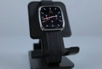 Amazfit merilis smartwatch Active 2 Square Premium Edition berbekal bodi stainless steel, layar Sapphire Glass, dan baterai 10 hari. Dok: Istimewa.
