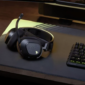 Corsair resmi meluncurkan headset gaming HS80 v2 MAX Wireless dengan driver 50 mm baru, audio Dolby Atmos, dan baterai hingga 110 jam. Dok: Istimewa.