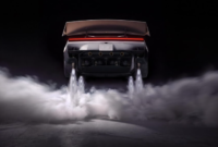 Tesla dan SpaceX merancang Roadster berdaya pendorong gas dingin. Proyek akselerasi ekstrem ini memicu sorotan aturan ekspor ITAR dan tata kelola SEC. Dok: Istimewa.

