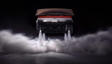 Tesla dan SpaceX merancang Roadster berdaya pendorong gas dingin. Proyek akselerasi ekstrem ini memicu sorotan aturan ekspor ITAR dan tata kelola SEC. Dok: Istimewa.