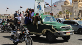 Serangan rudal balistik kelompok Houthi di Shabwa menewaskan 53 prajurit Yaman. Arab Saudi batalkan konferensi investasi akibat ancaman keamanan. Dok: Istimewa.