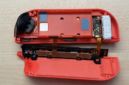 Nintendo meluncurkan revisi Switch 2 di Eropa dengan baterai mudah lepas. Simak pembongkaran komponen layar LCD, motherboard, dan RAM. Dok: Istimewa.