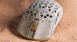 Attack Shark resmi merilis mouse gaming R5 Turbo dari bahan carbon fiber berbobot 43 gram dengan sensor PixArt 60.000 DPI dan polling rate 8.000 Hz. Dok: Istimewa.