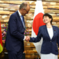 PM Jepang Sanae Takaichi dan Kanselir Jerman Friedrich Merz sepakat bekerja sama amankan pasokan mineral kritis. Simak detail strategi de-risking kedua negara. Dok: Istimewa.
