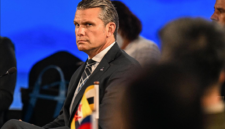 Menhan AS Pete Hegseth memecat perencana militer utama Pentagon Letjen Brett Sylvia. Simak kaitannya dengan rencana serangan. Dok: Istimewa.