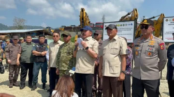 Tambang Emas Nabire Ditertibkan, Pemerintah Soroti Reklamasi dan Hak Pekerja.
