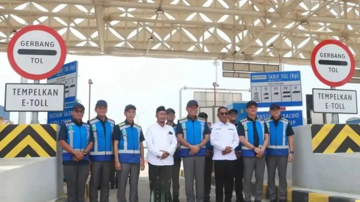 Tol Prosiwangi ruas Gending-Kraksaan-Paiton resmi beroperasi dan gratis selama 14 hari. (Posnews/Ist)
