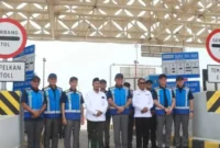Tol Prosiwangi ruas Gending-Kraksaan-Paiton resmi beroperasi dan gratis selama 14 hari. (Posnews/Ist)