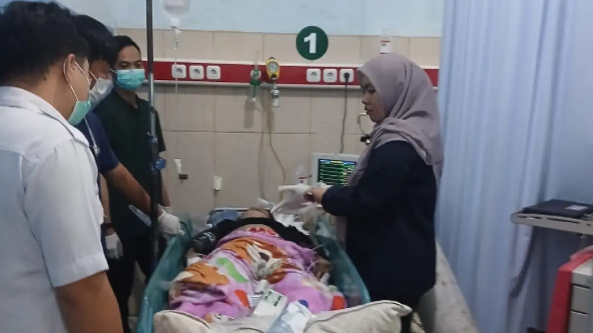 Wahana kora-kora di pasar malam Rona-Rona, Lapangan Apan Baya, Lombok Utara, tempat seorang pekerja SPG berusia 20 tahun terjatuh hingga meninggal dunia.